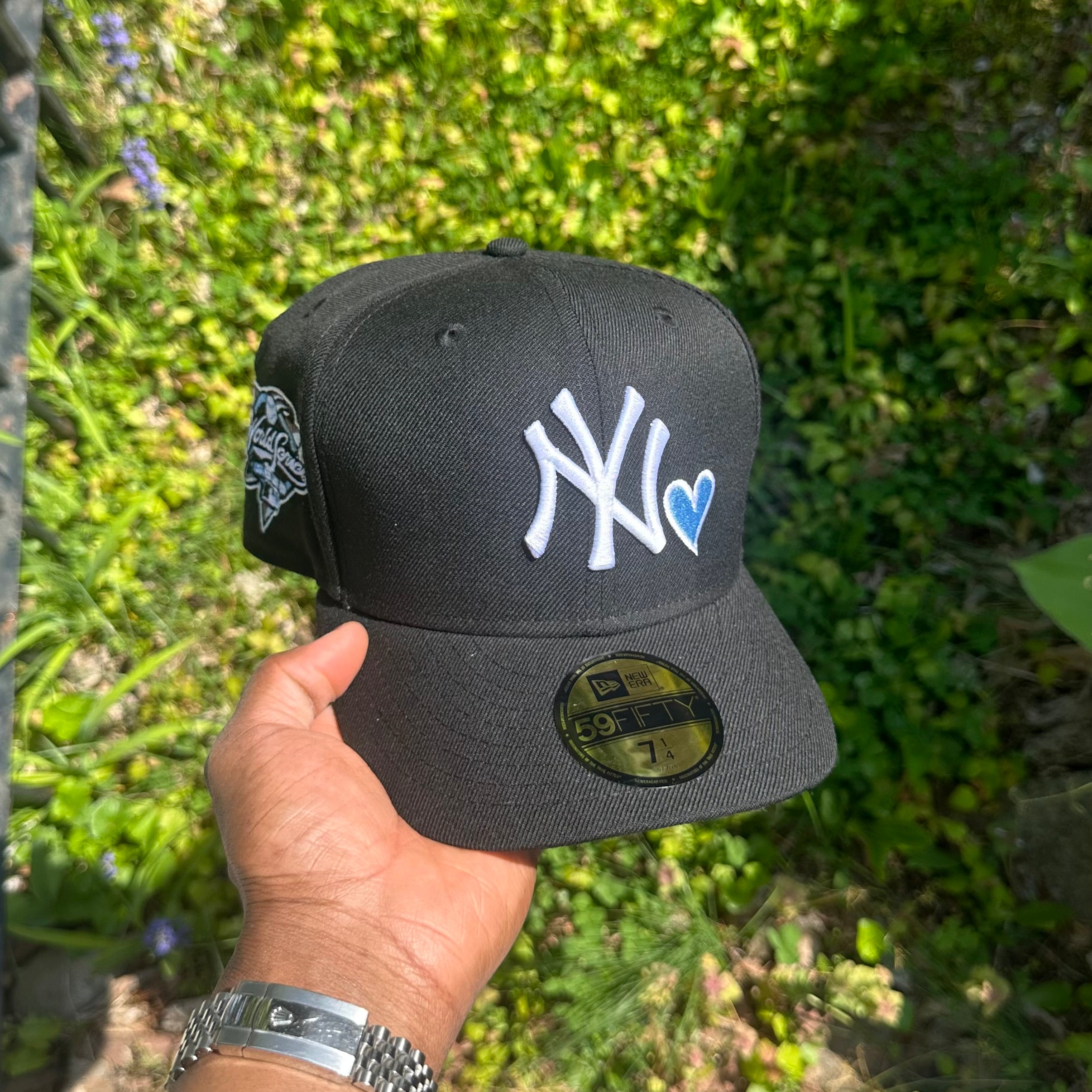 New York Yankees Black Sky Blue Heart 2000 World Series