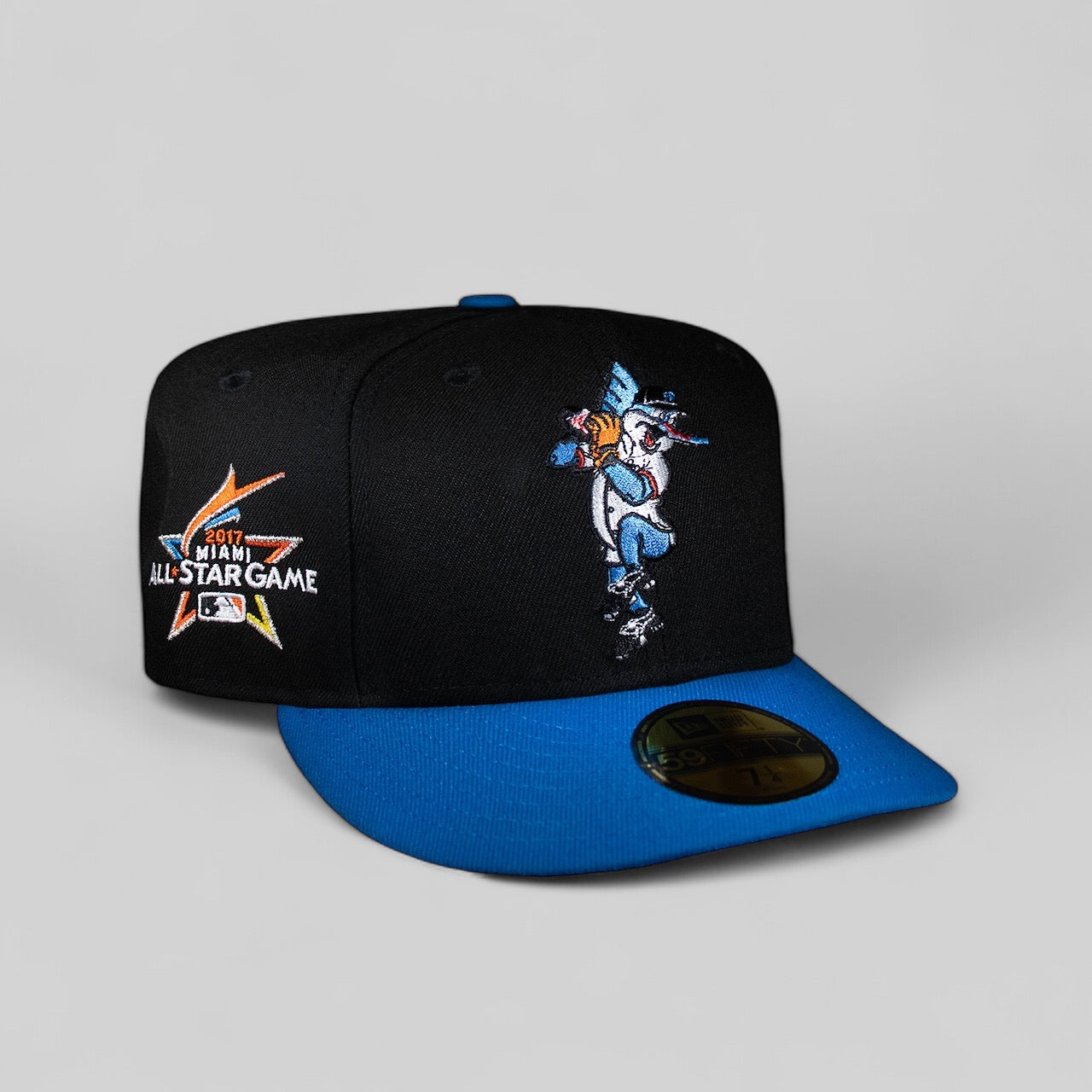 Florida Marlins Mascot Black and Blue 2017