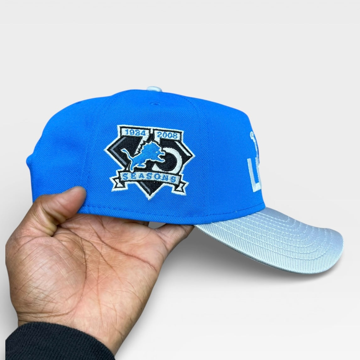 Detroit Lions  Light Blue & Metallic 75 Seasons 950 Aframe Grey uv