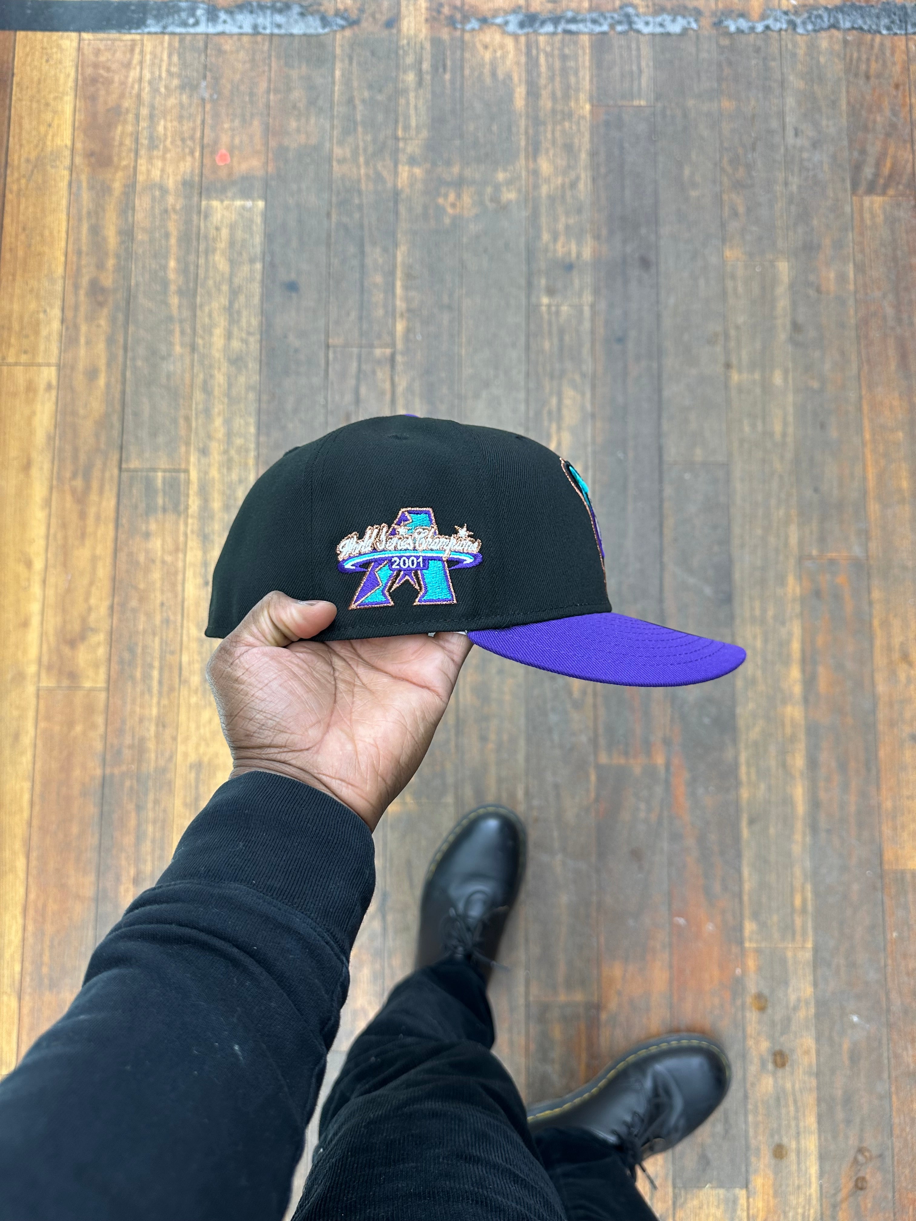 Arizona Diamond Backs Black and Purple "Snake Logo" 2001 World Series
