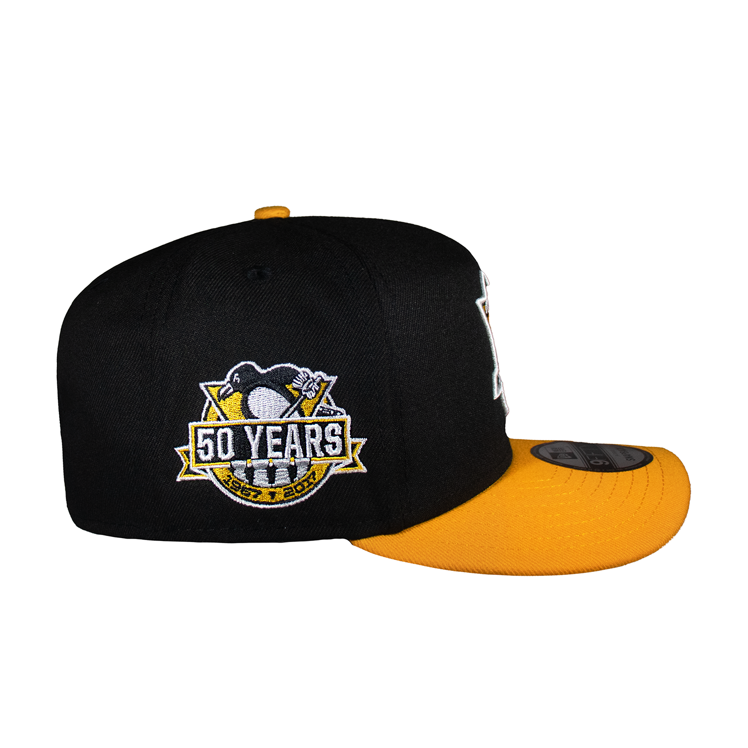 Pittsburgh Penguins Black & Yellow 950 AFrame Snap Back