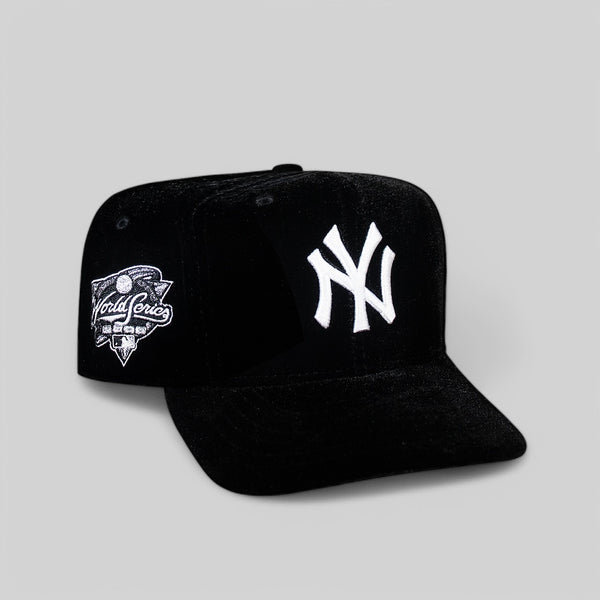 New York Yankees Black Velvet 2000 World Series