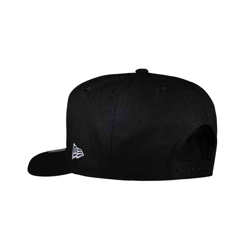 Los Angeles Kings All Black 950 AFrame Snap Back