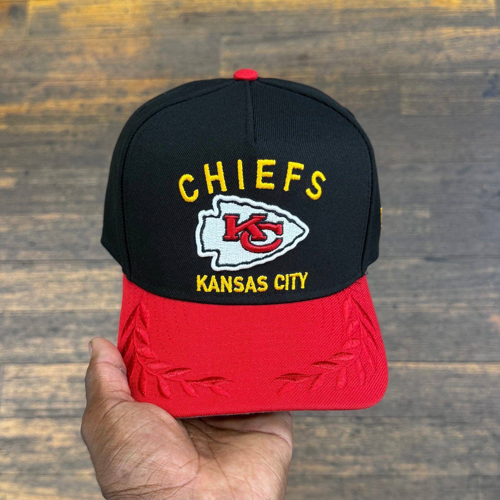 Kansas City Chiefs Black NFL25 DRAFT 950 AFrame Snap Back – CAP