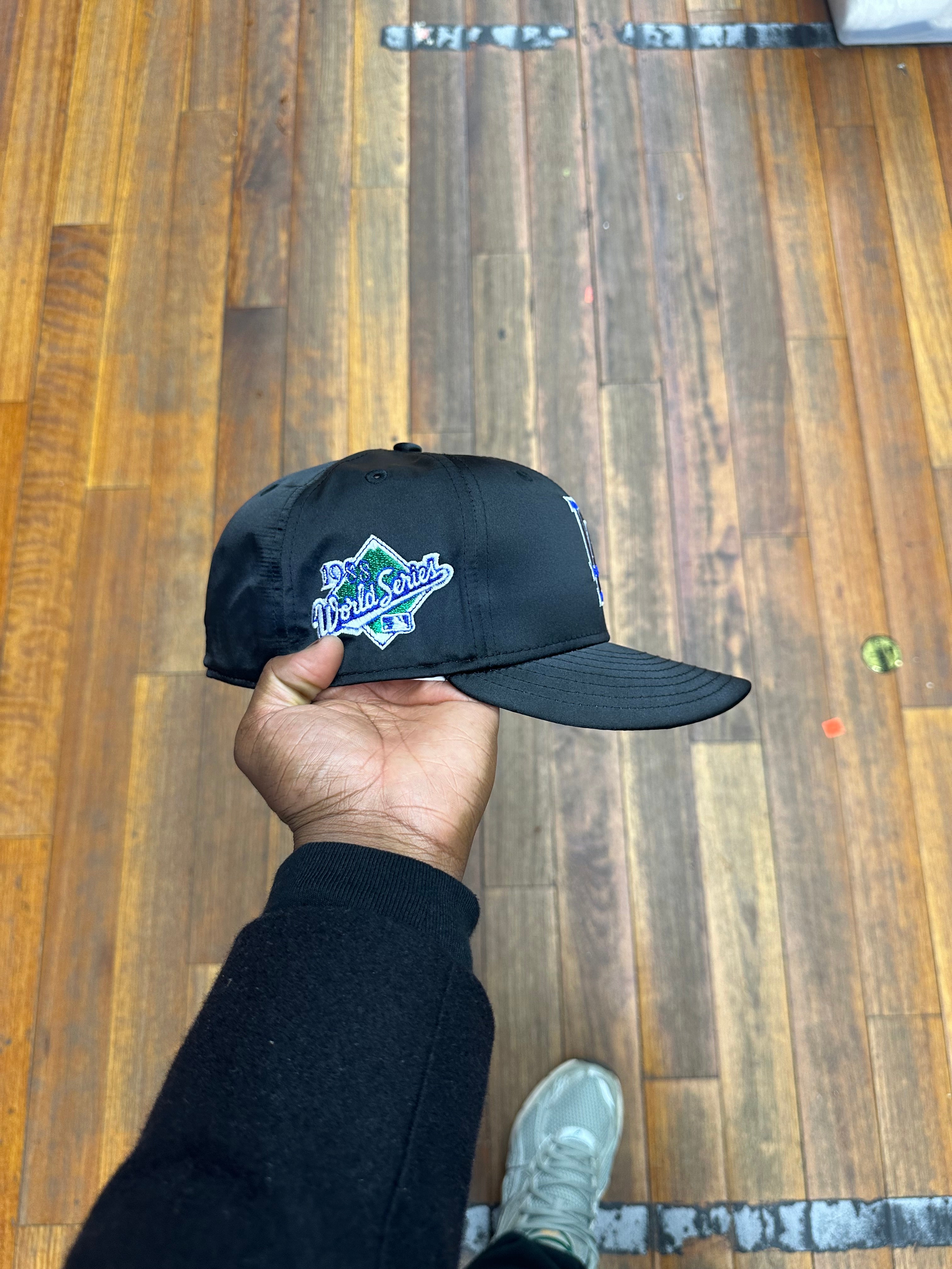 Los Angeles Dodgers Black Satin 1988 World Series