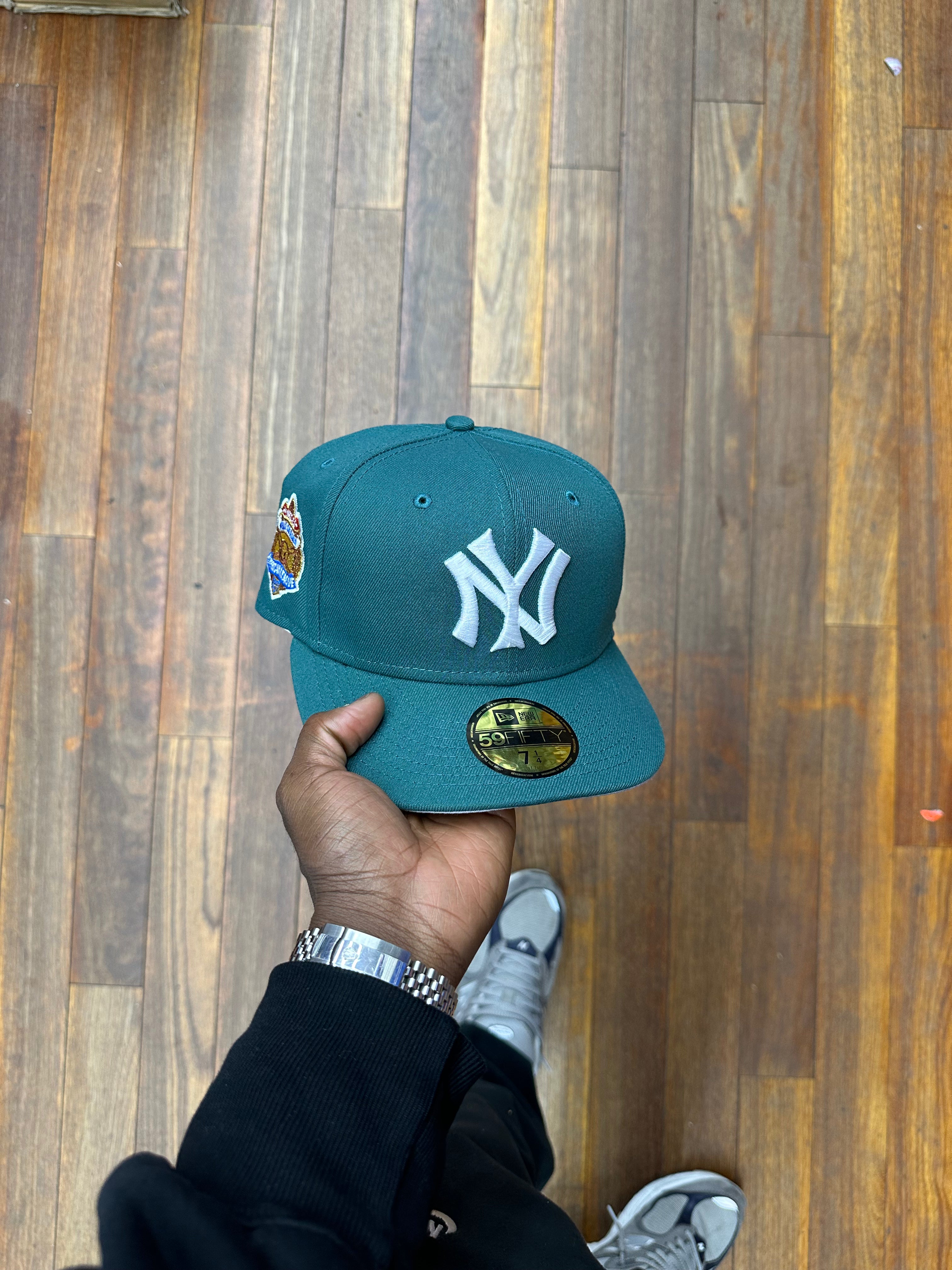 New York Yankees Pine Needle Green 1927 WS Grey  UV