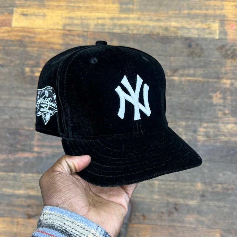 New York Yankees Black Velvet 2000 World Series