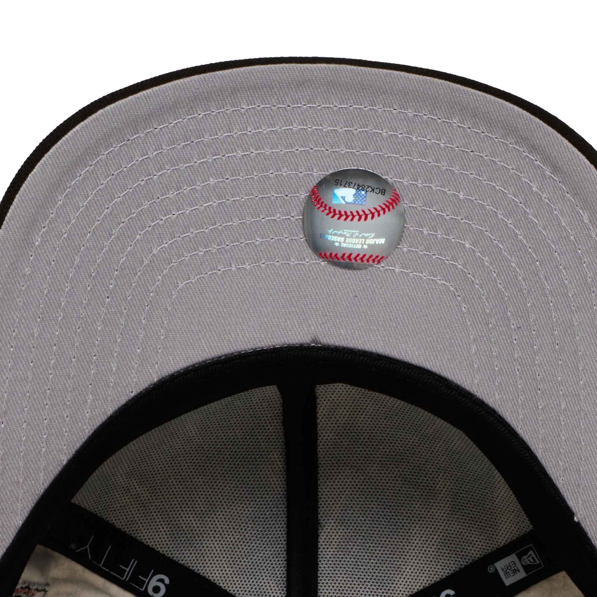 Chicago White Sox Real Tree and Black 950 AFrame Snap Back