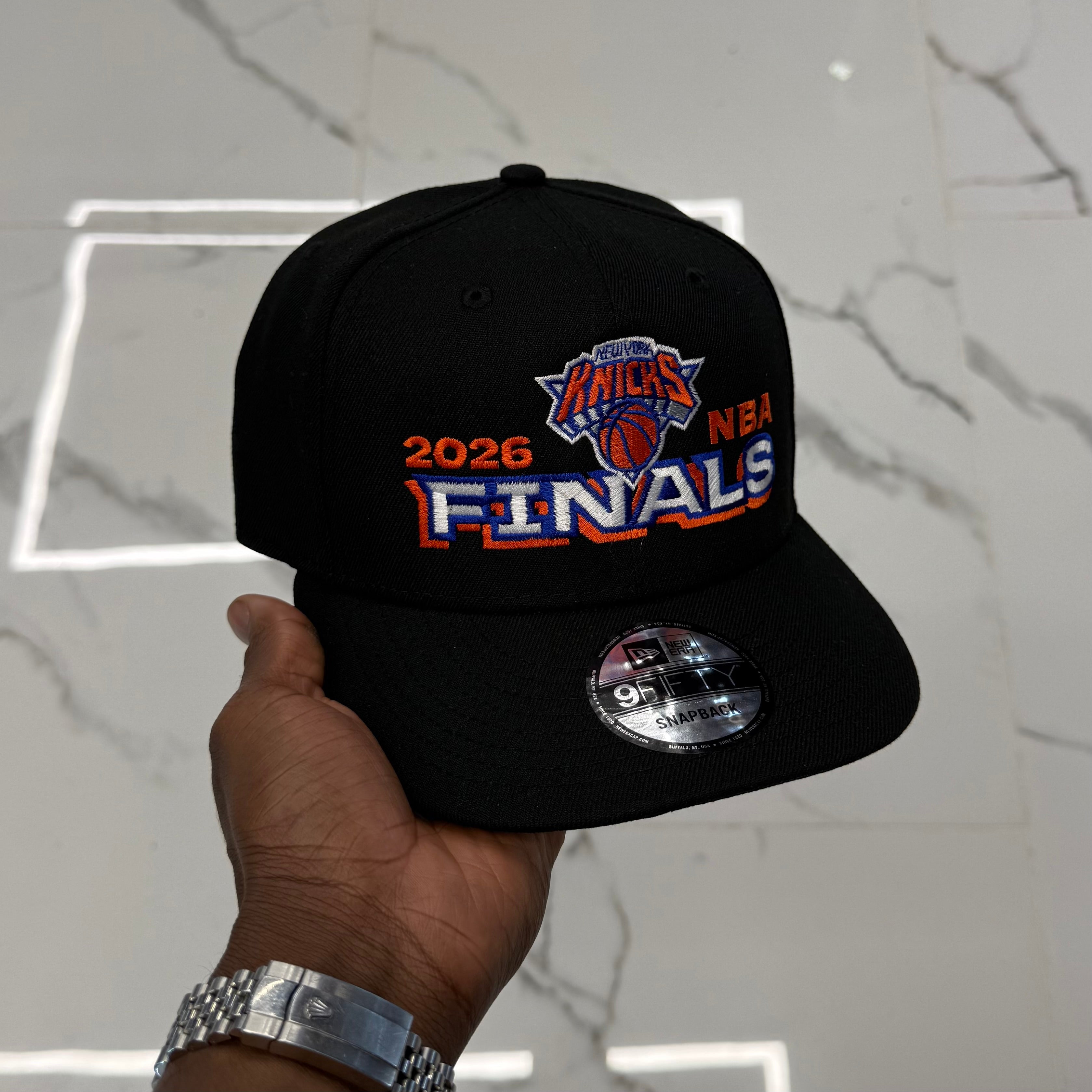 New York Knicks Big FINALS Black 950 Classic 2026 Snap Back – CAP