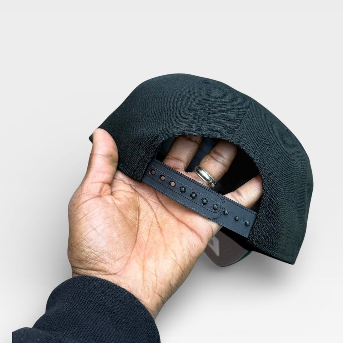 Philadelphia Eagles Black and Green 950 AFrame  LIX SB Snap Back