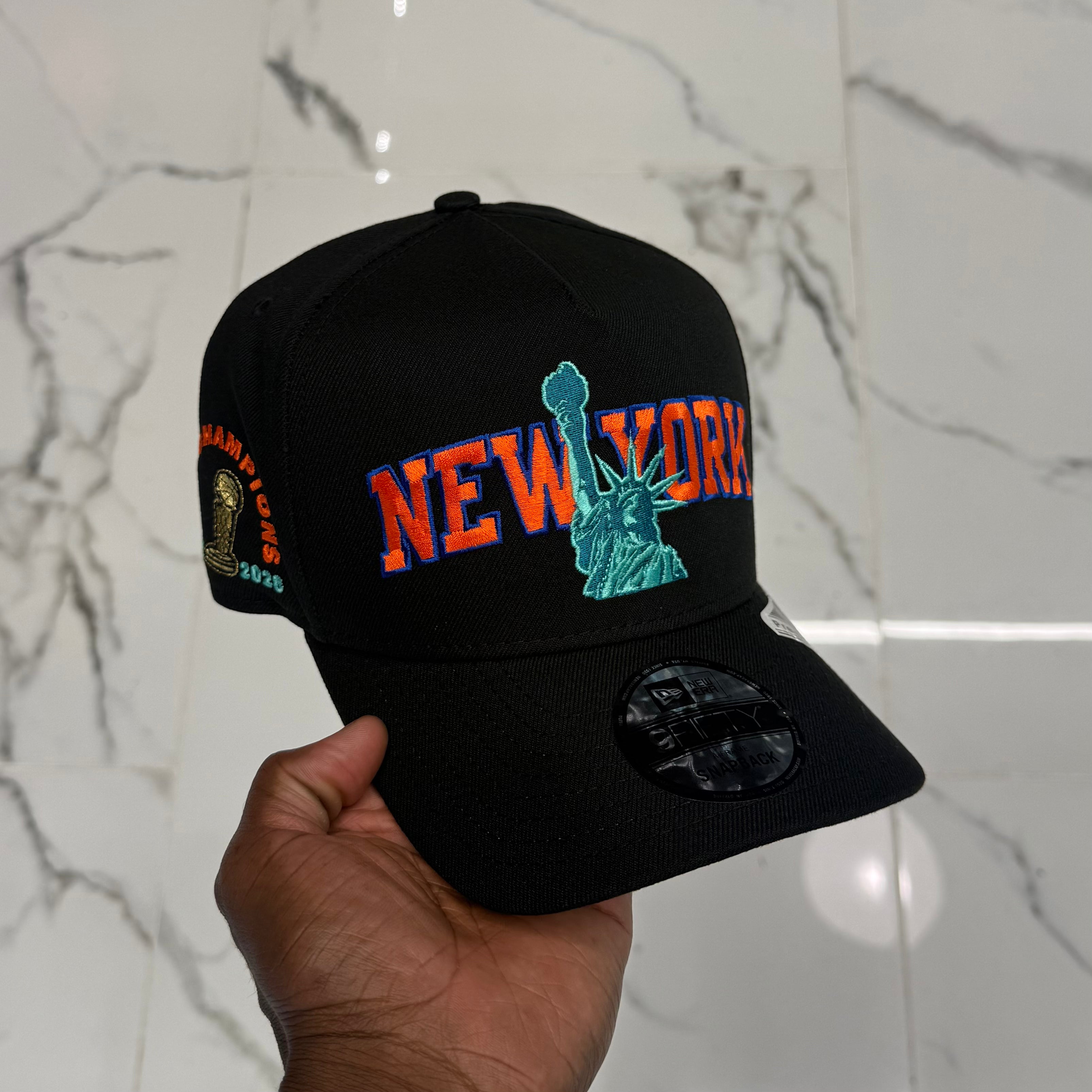 New York Knicks Black Statue Of Liberty 950 AFrame 2026 Champs Snap Back