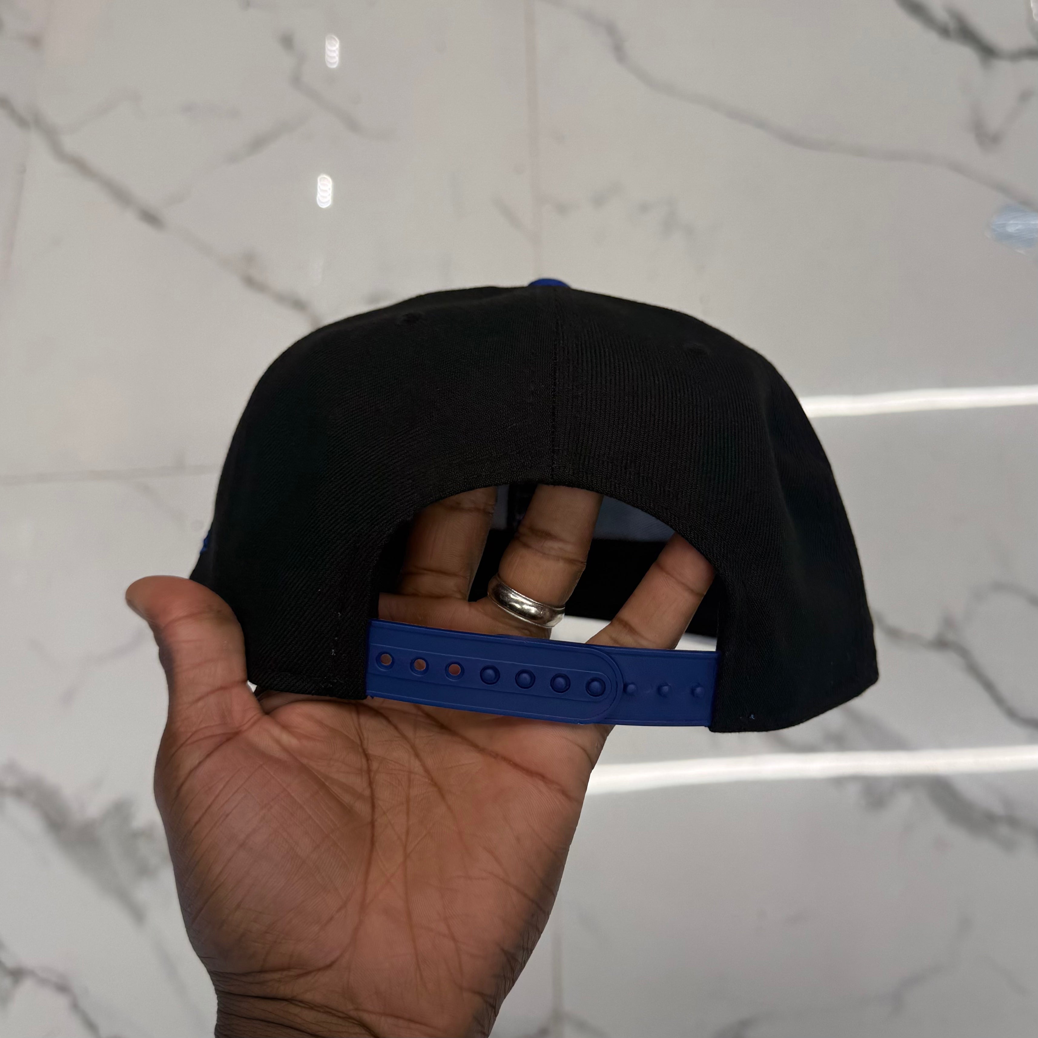 New York Knicks Black and Royal 950Classic 3X Champs Snap Back