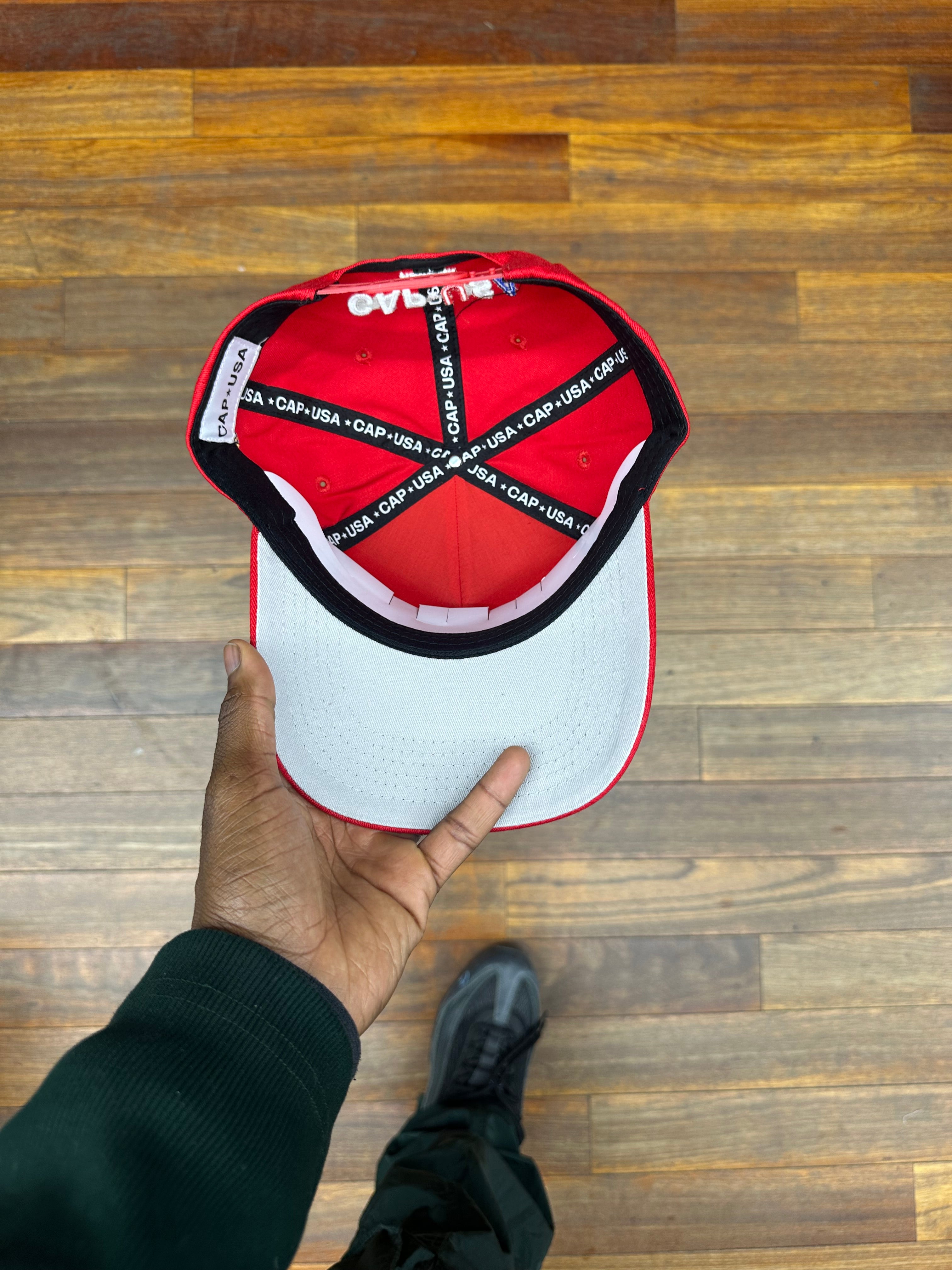 CAP USA All Red Snapback