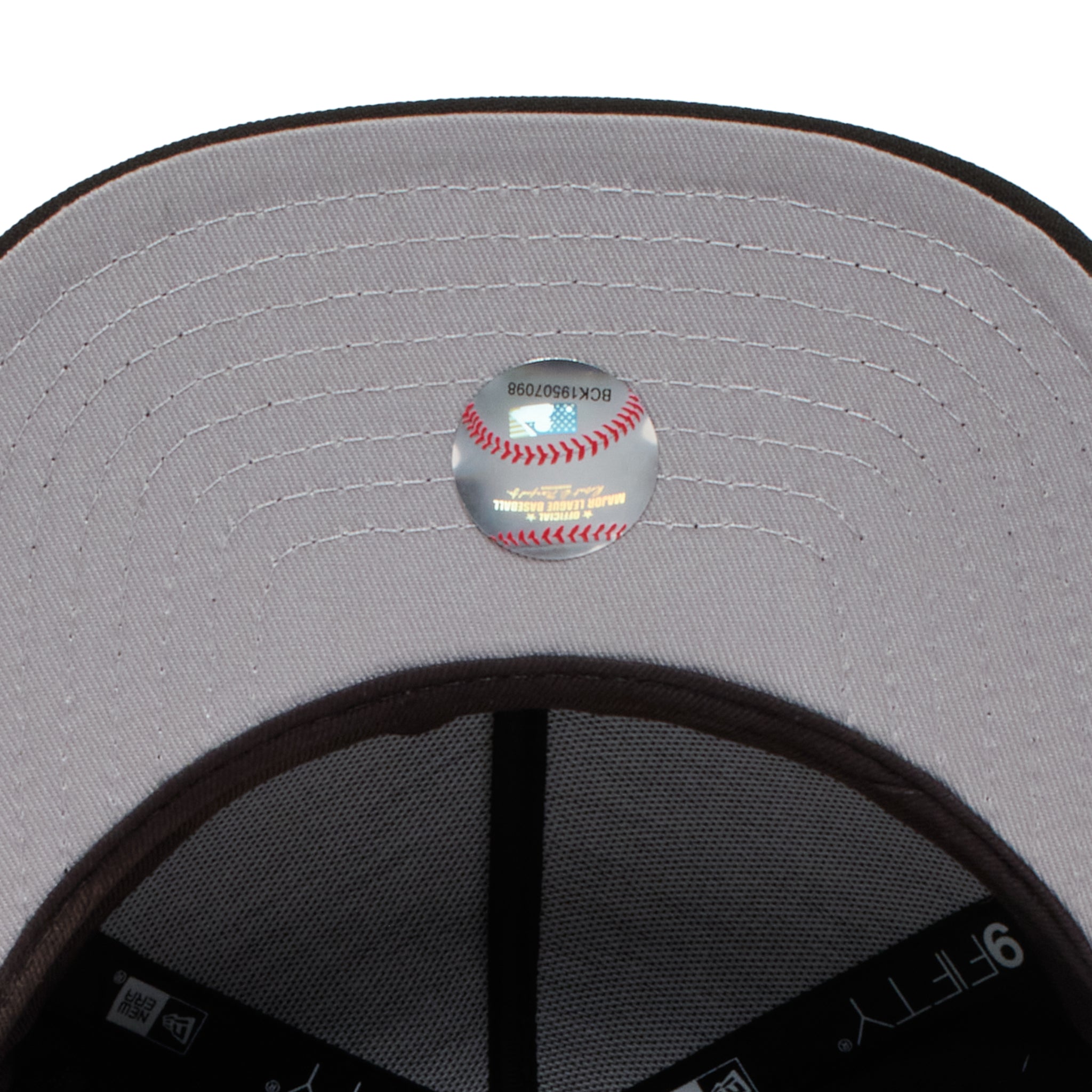 Chicago White Sox All Black 950 A Frame 2005 WS Snap Back