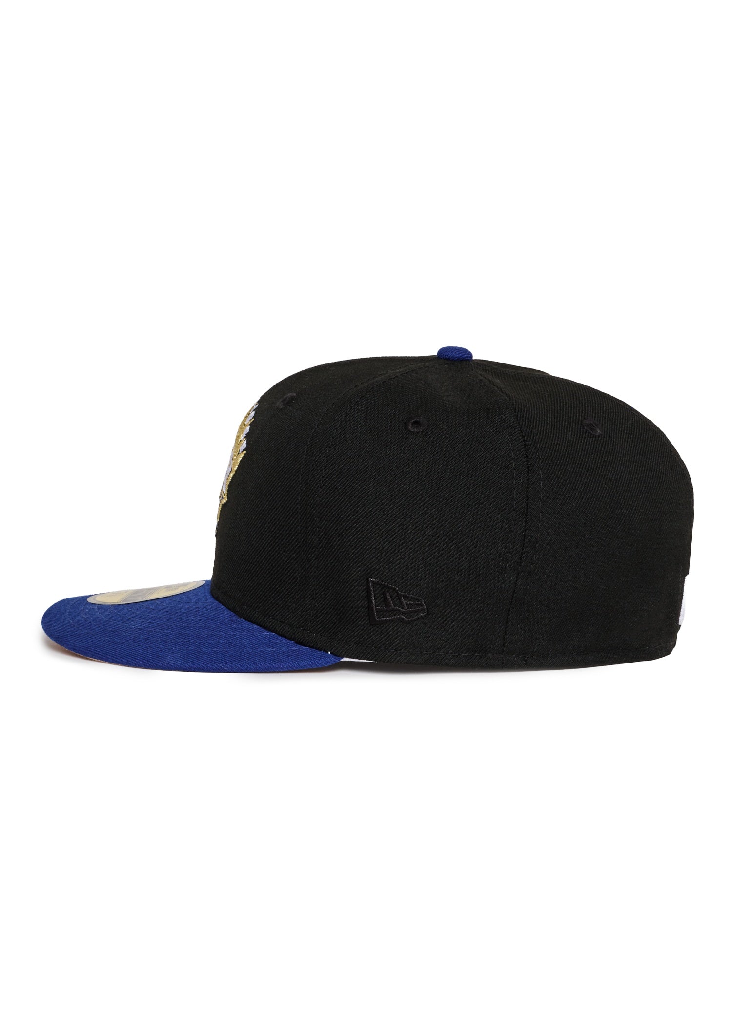 Lethbridge Black Diamonds Black & Royal Gold uv