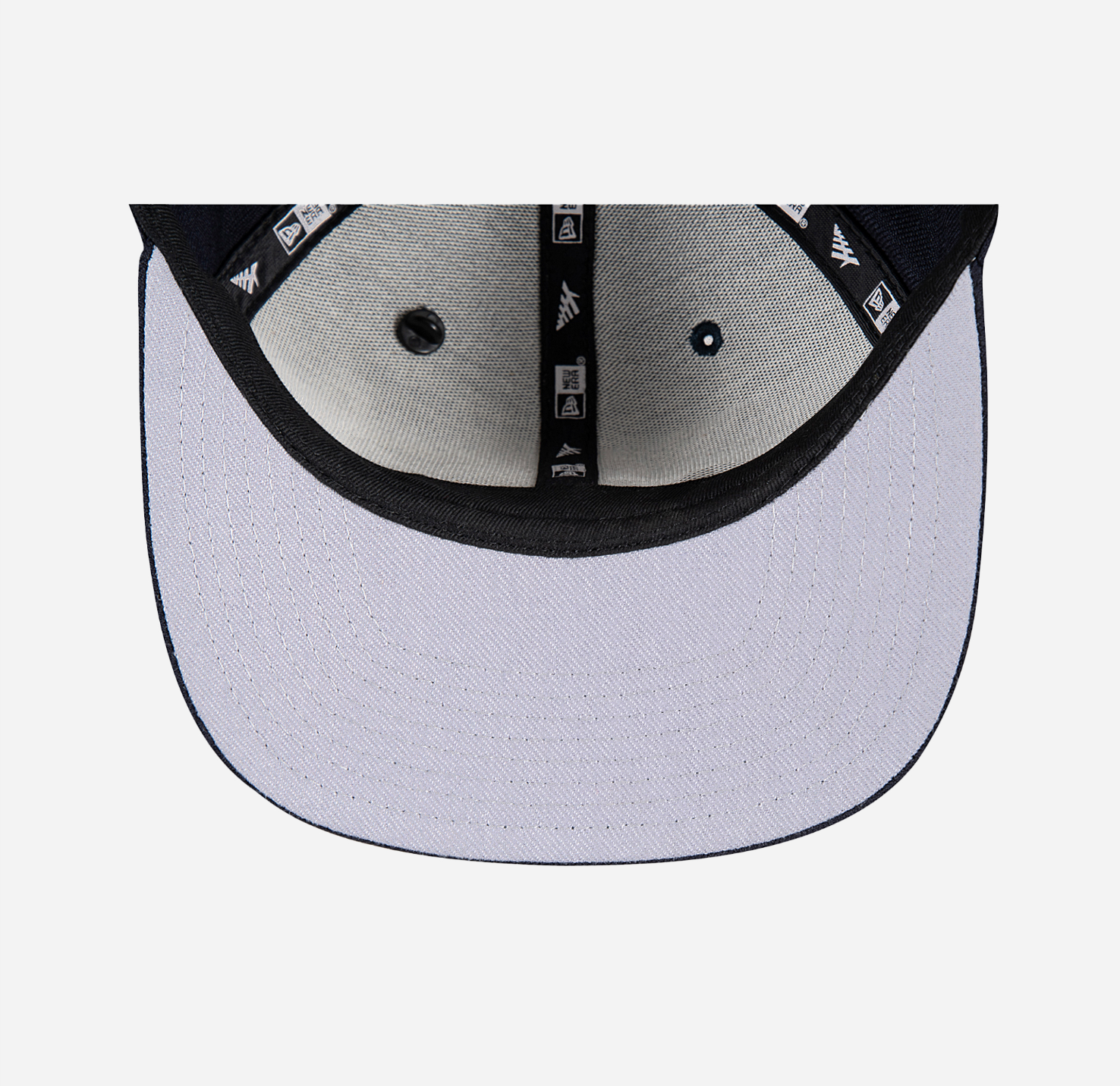 Roc Nation Paper Planes Navy Old School Grey UV 950 Snap Back