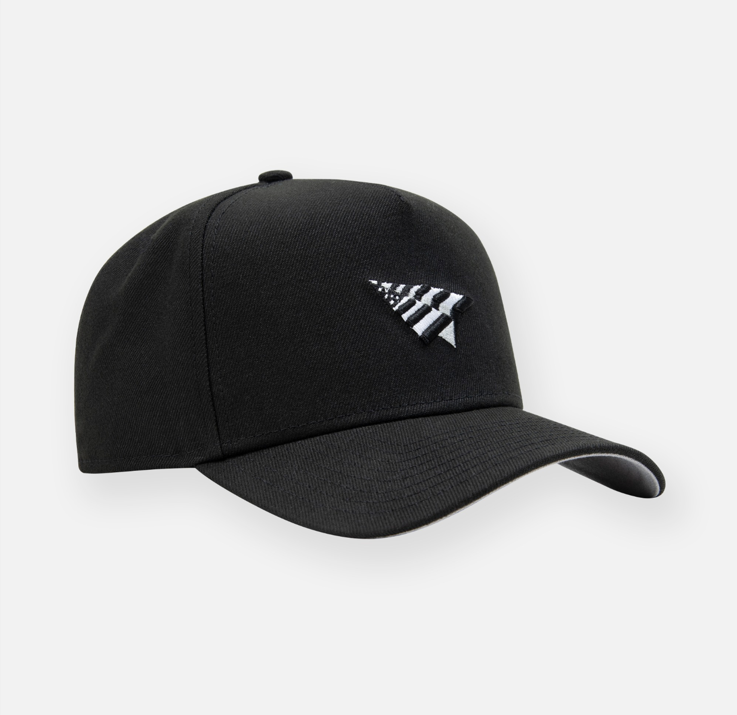 Roc Nation Paper Planes Black white logo 940 Snap Back Grey uv