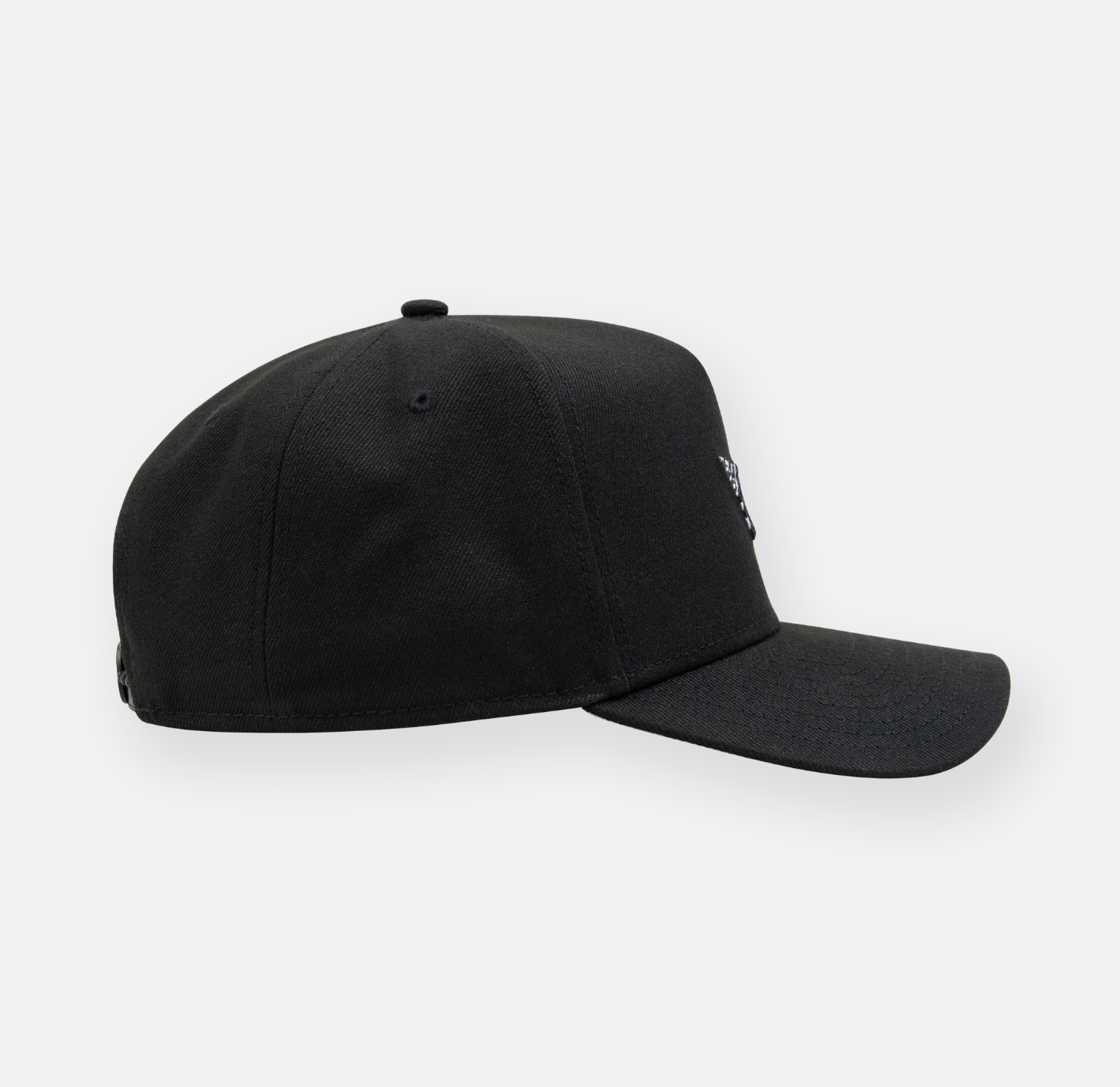 Roc Nation Paper Planes Black white logo 940 Snap Back Grey uv