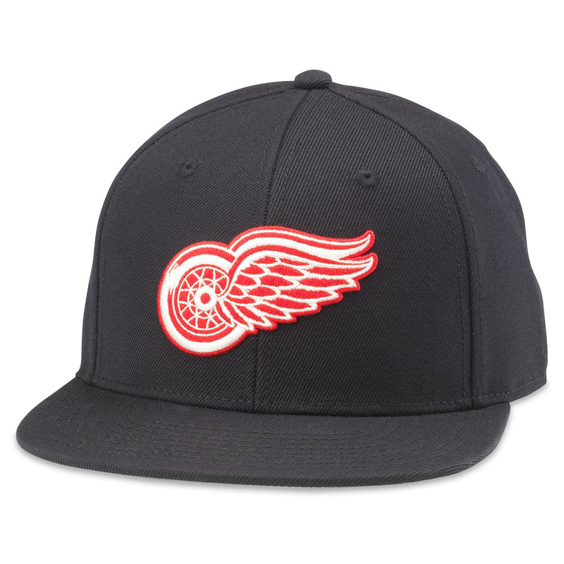Detroit Red Wings All Black Snap Back