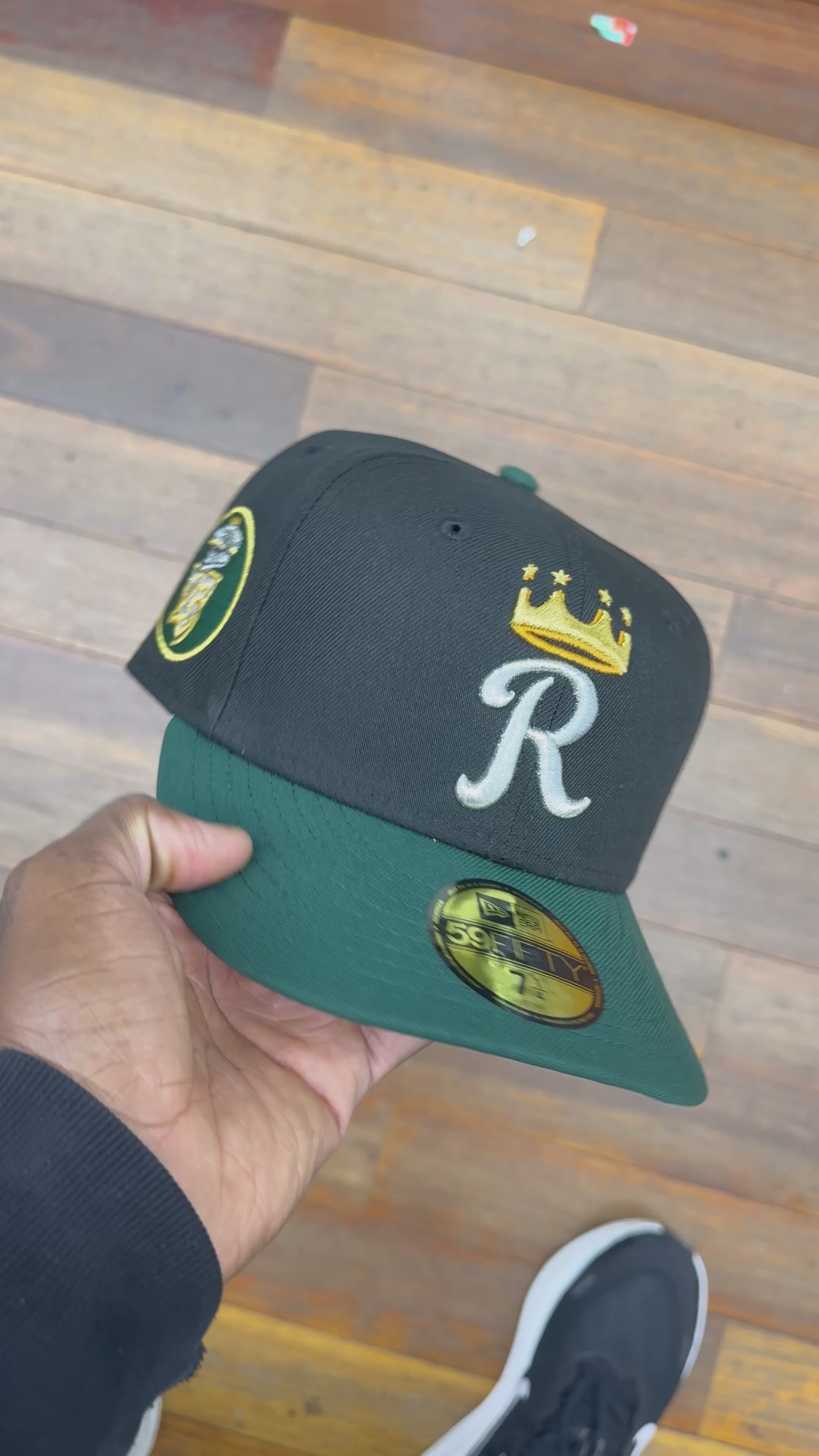 Kansas City Royals Black and Green "Rolex" 25Th Anniversary